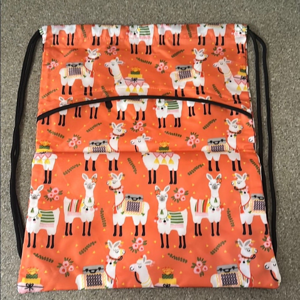 Brand New Thirty-one cinch sac- Llama-Rama
